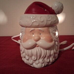 Scentsy Holiday Collection Christmas Santa Saint Nick Ceramic Wax Warmer Large